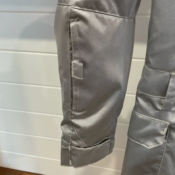 SOLD!! 686 x NASA Boys Shazam Insulated One Piece Snowsuit Silver BNWT Size XS - Picture 3 of 15